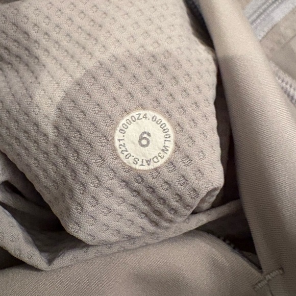 Lululemon Final Mile jacket size 6 - Picture 9 of 9